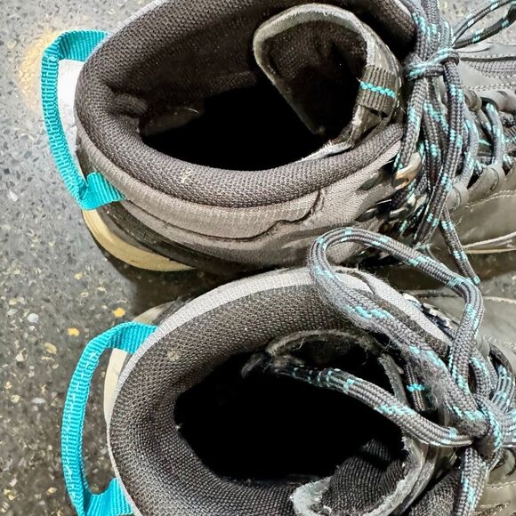 Vasque Kids Breeze Waterproof Hiking Boots - Picture 7 of 10